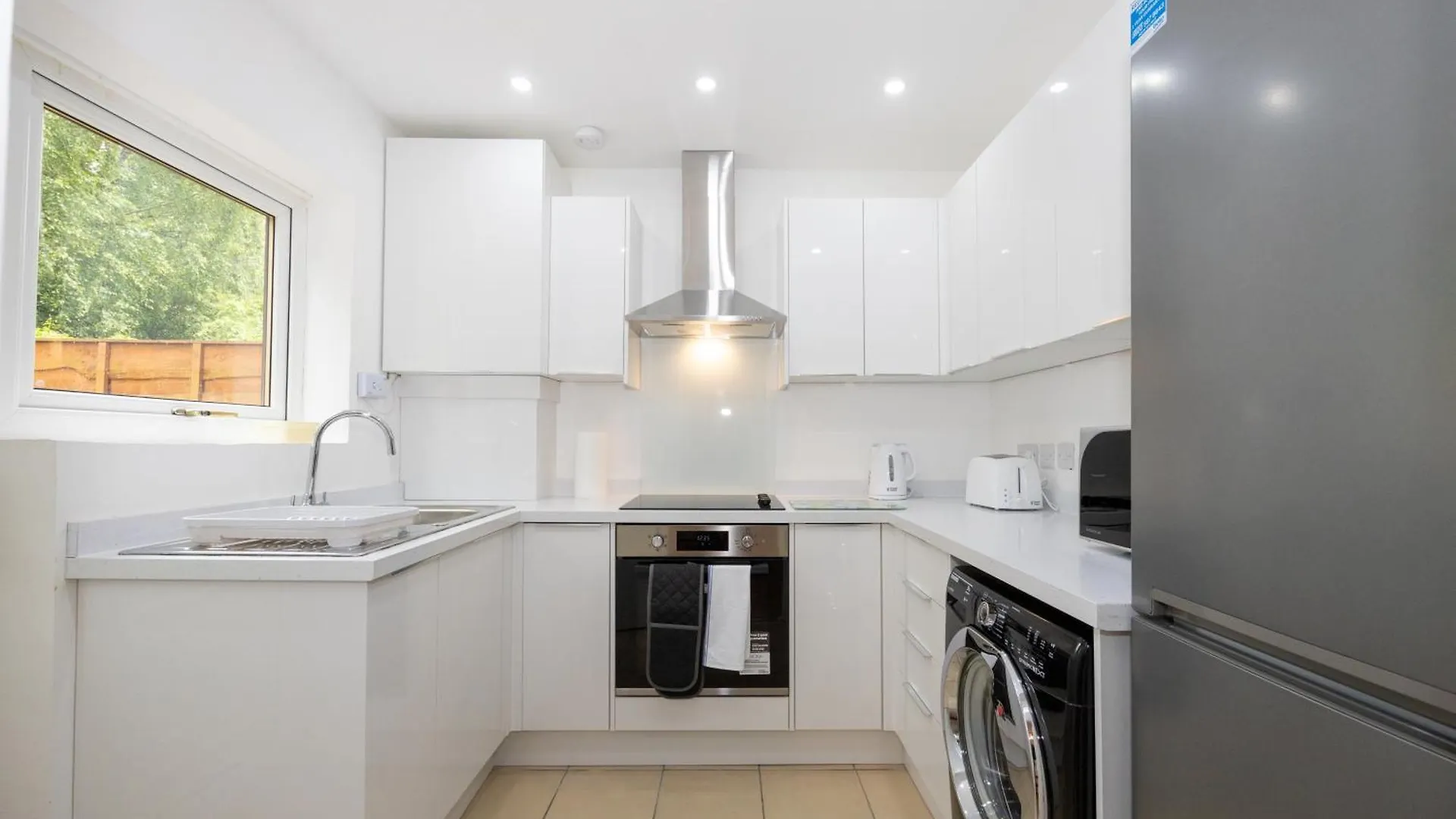Park Mews - Free Parking Villa Manchester